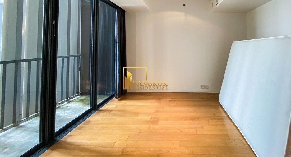 For rent 5 bedrooms condo in Sathon, Bangkok