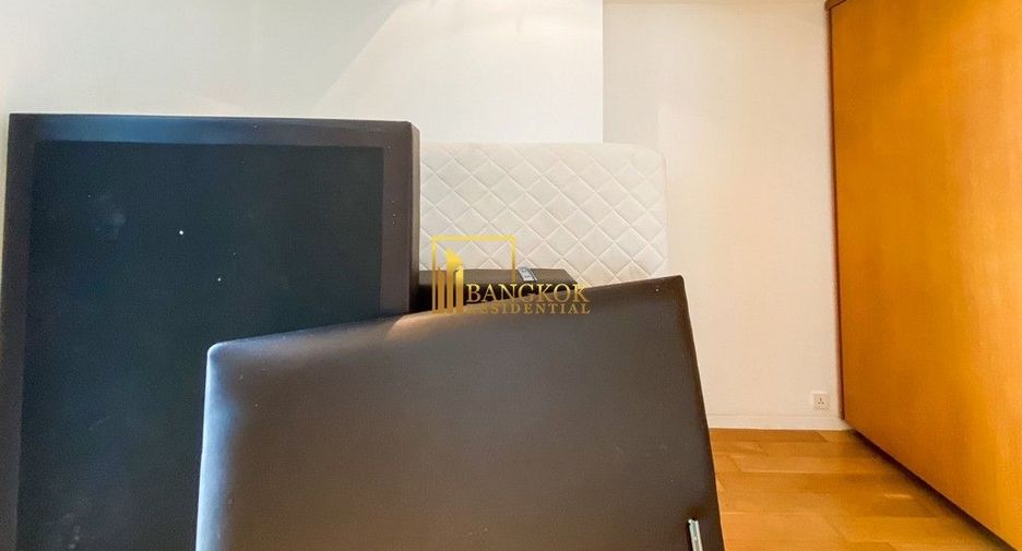 For rent 5 bedrooms condo in Sathon, Bangkok