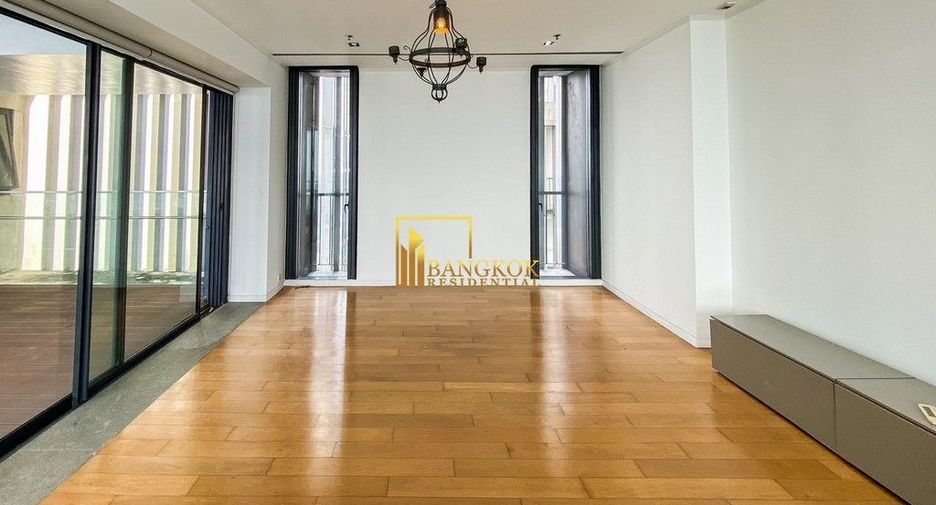 For rent 5 bedrooms condo in Sathon, Bangkok