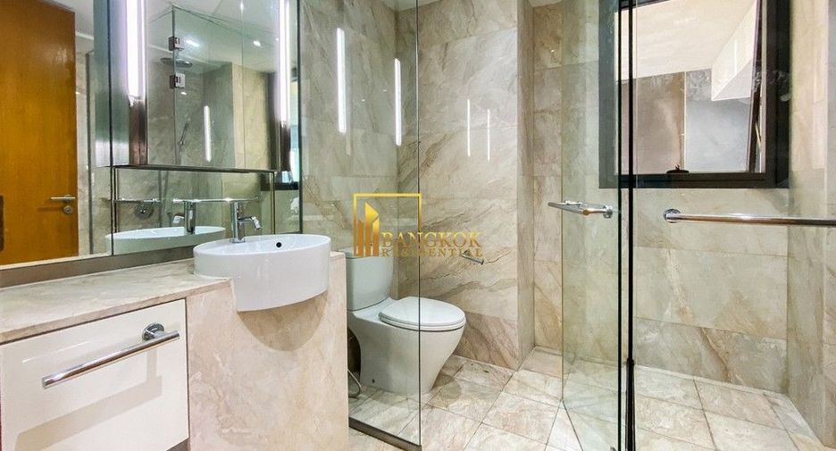 For rent 5 bedrooms condo in Sathon, Bangkok