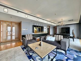 Condo en alquiler de 3 habitaciones en Sathon, Bangkok