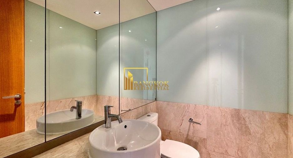 For rent 3 bedrooms condo in Sathon, Bangkok