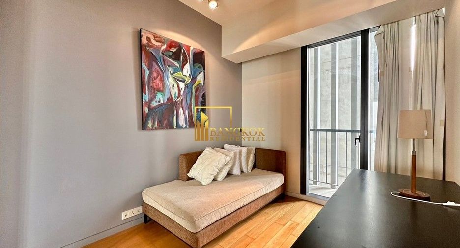 For rent 3 bedrooms condo in Sathon, Bangkok