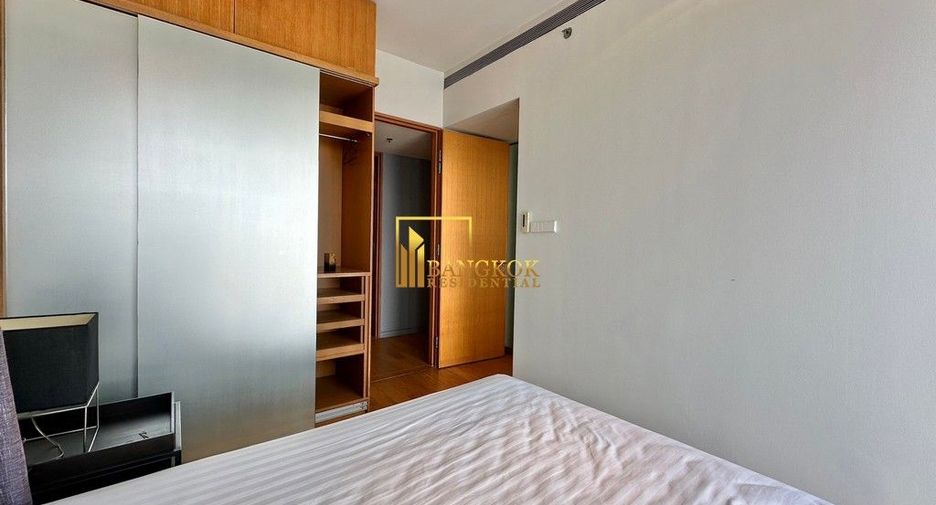 For rent 3 bedrooms condo in Sathon, Bangkok