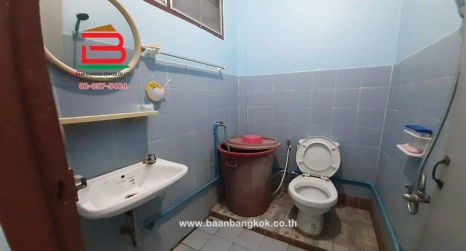 For sale 2 bedrooms townhouse in Khlong Sam Wa, Bangkok