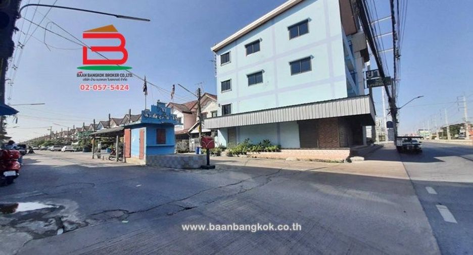 For sale 2 bedrooms townhouse in Khlong Sam Wa, Bangkok