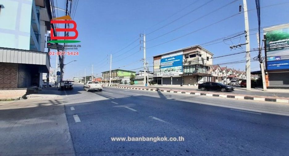 For sale 2 bedrooms townhouse in Khlong Sam Wa, Bangkok