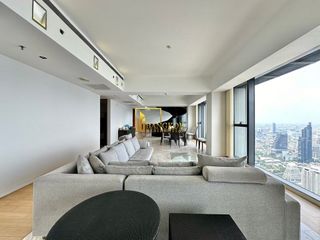 For rent 5 bedrooms condo in Sathon, Bangkok