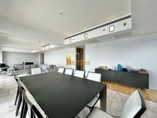 For rent 5 bedrooms condo in Sathon, Bangkok