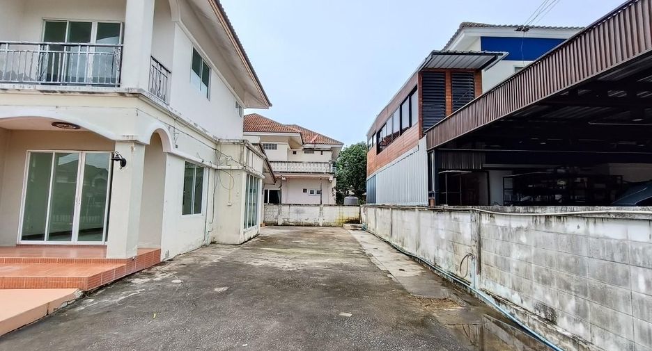 出售 公寓 独立屋 在 Nong Chok, 曼谷