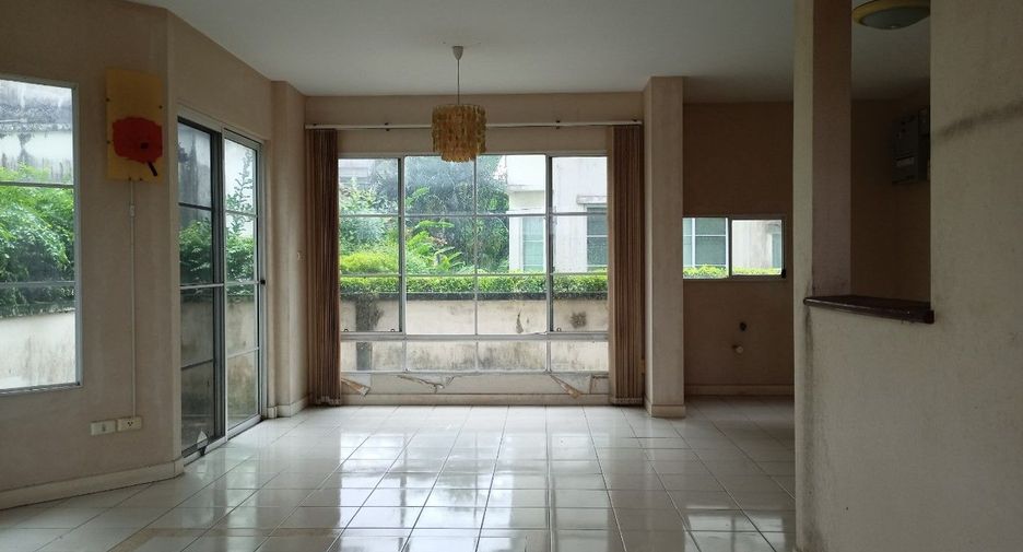 For sale studio house in Lat Krabang, Bangkok