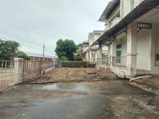 Casa en venta de estudio en Min Buri, Bangkok