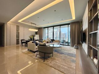 For rent 3 bed condo in Pathum Wan, Bangkok