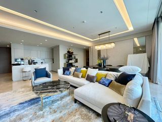 For rent 3 bed condo in Pathum Wan, Bangkok