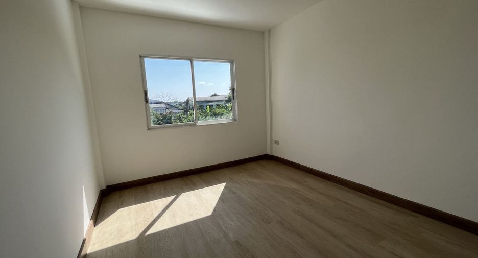 For sale studio house in Bang Khen, Bangkok