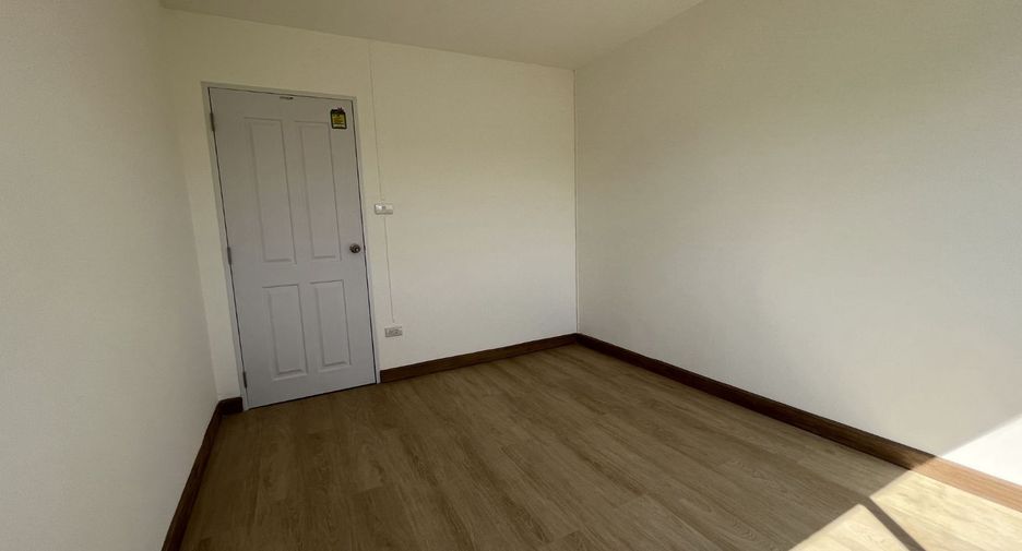 For sale studio house in Bang Khen, Bangkok