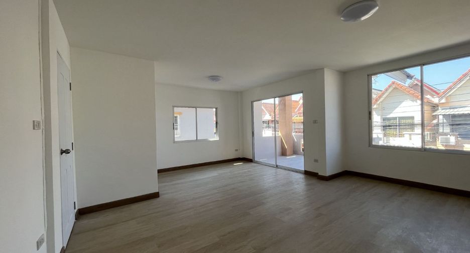 For sale studio house in Bang Khen, Bangkok