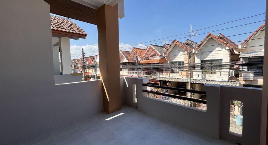 For sale studio house in Bang Khen, Bangkok