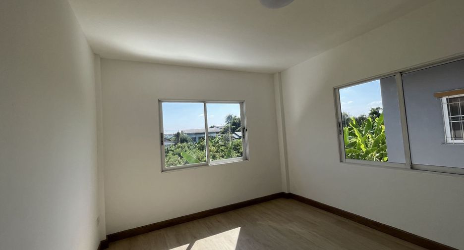 For sale studio house in Bang Khen, Bangkok