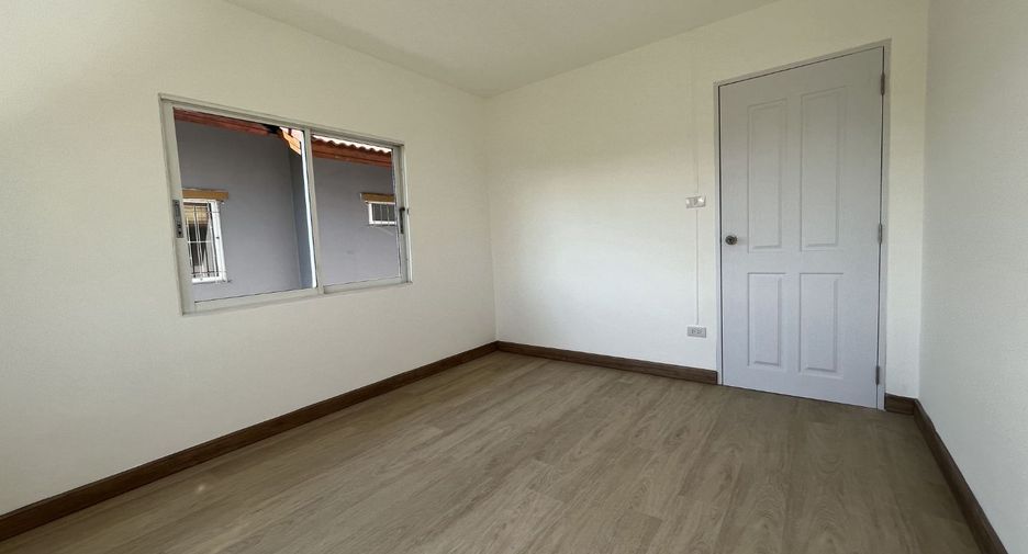 For sale studio house in Bang Khen, Bangkok