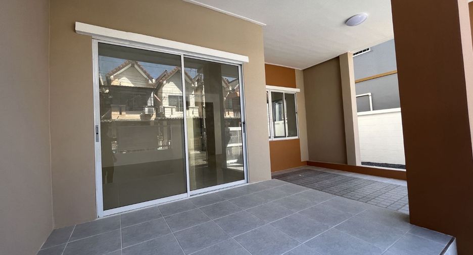 For sale studio house in Bang Khen, Bangkok