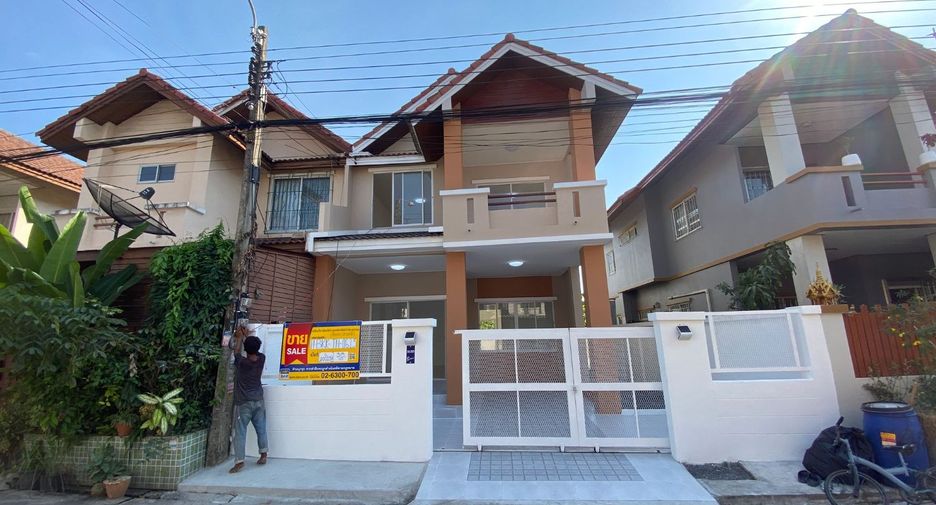 For sale studio house in Bang Khen, Bangkok