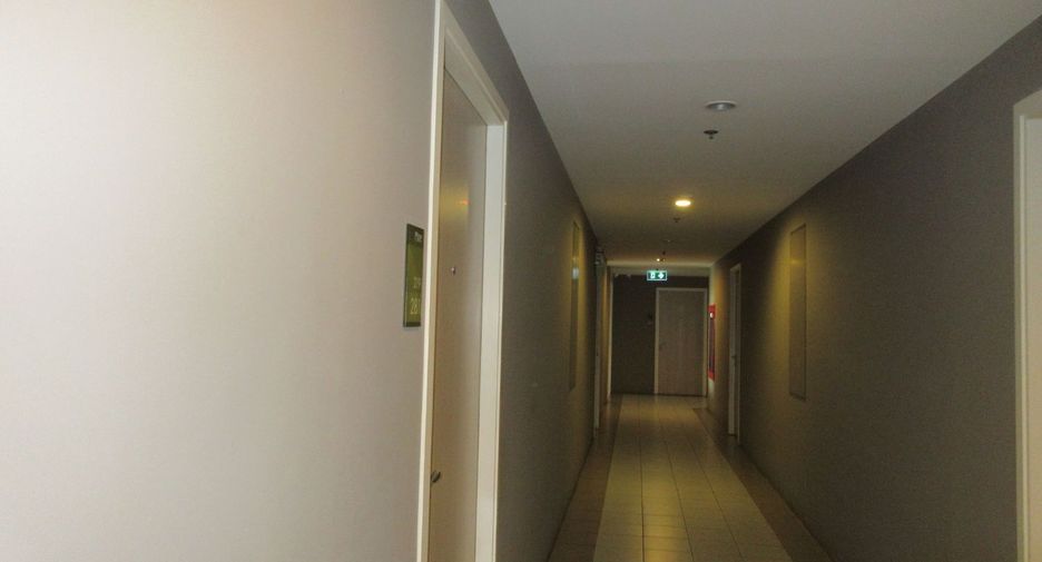 For sale studio condo in Thon Buri, Bangkok