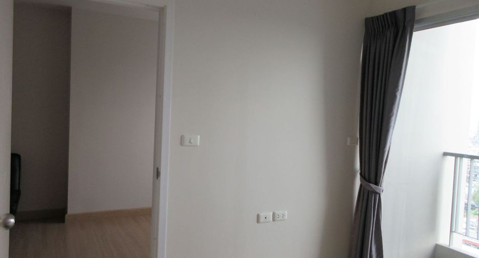 For sale studio condo in Thon Buri, Bangkok