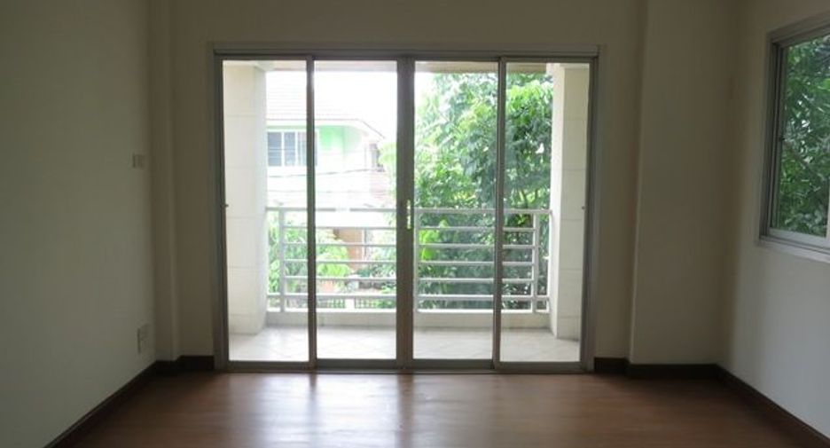 For sale studio house in Min Buri, Bangkok