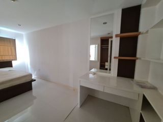 Condo en venta de estudio en Huai Khwang, Bangkok