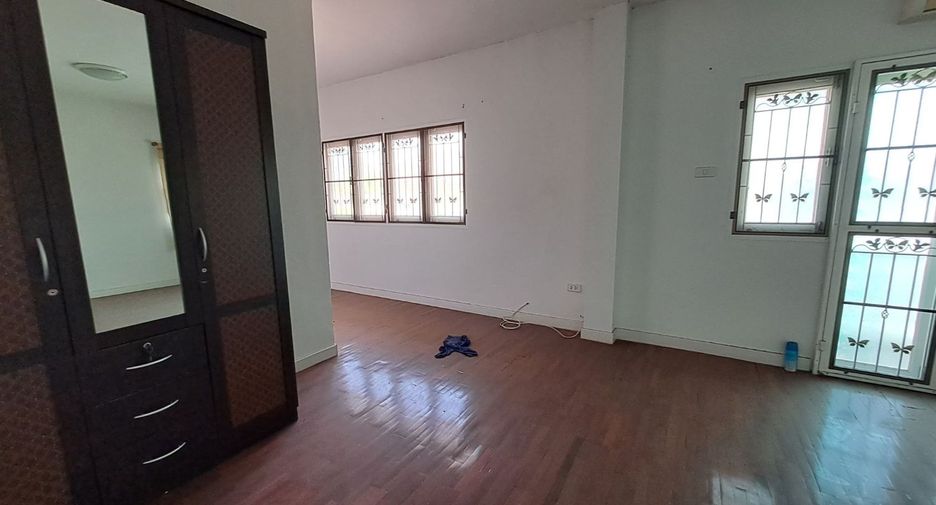 For sale studio house in Nong Chok, Bangkok