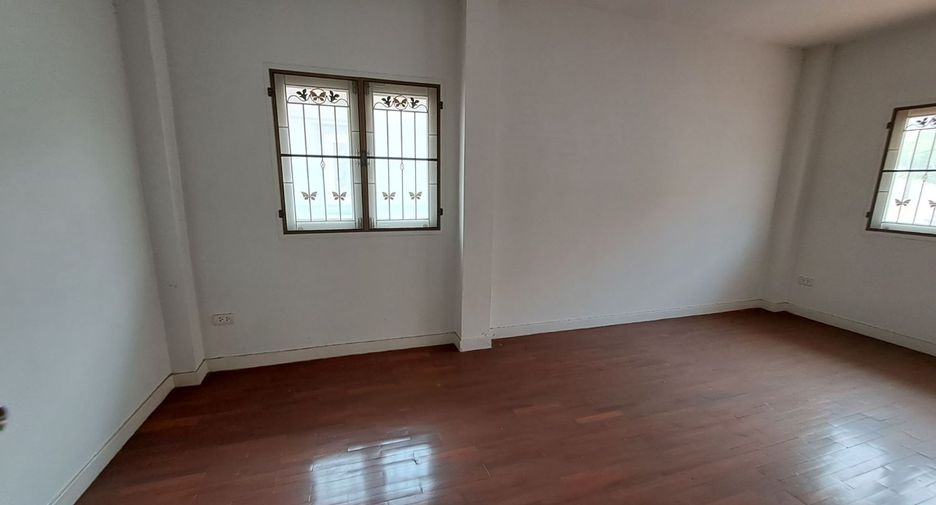 For sale studio house in Nong Chok, Bangkok