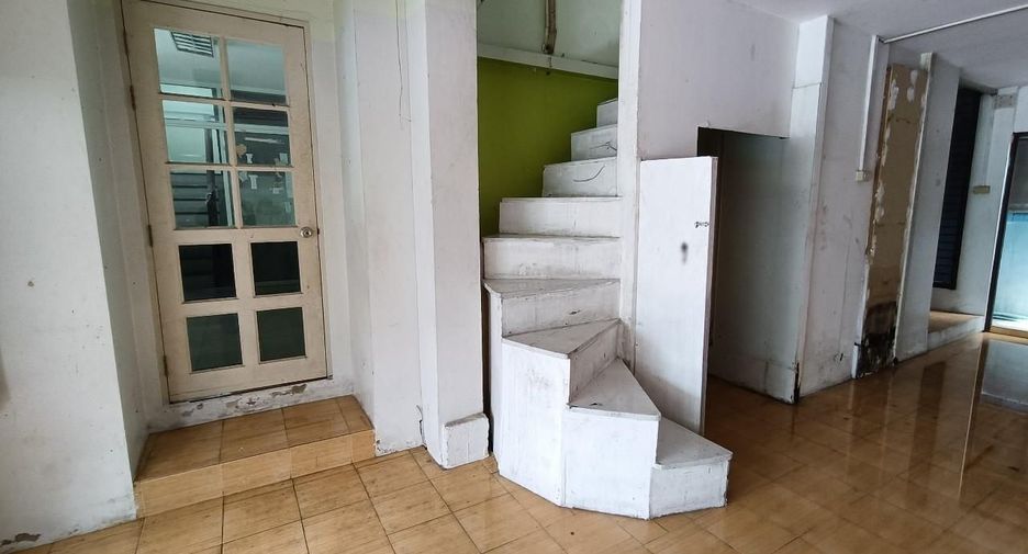 出售 公寓 独立屋 在 Nong Chok, 曼谷