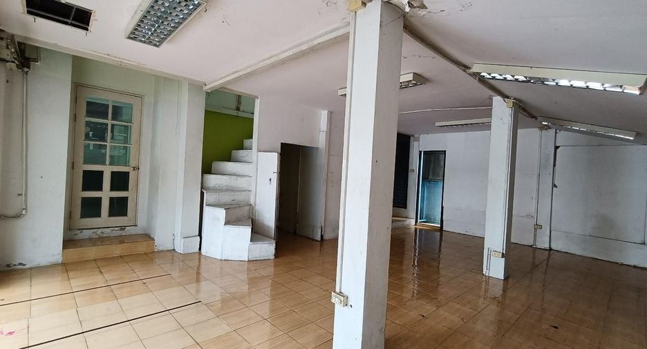 出售 公寓 独立屋 在 Nong Chok, 曼谷