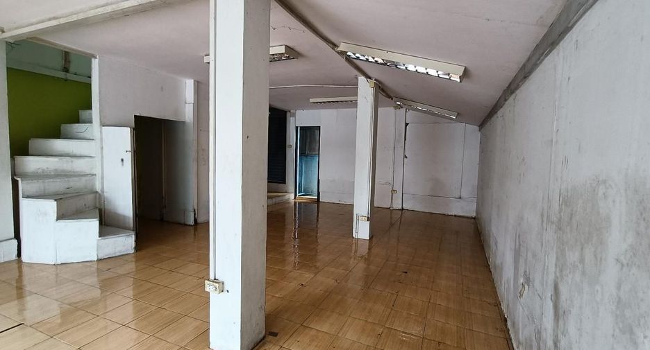 出售 公寓 独立屋 在 Nong Chok, 曼谷