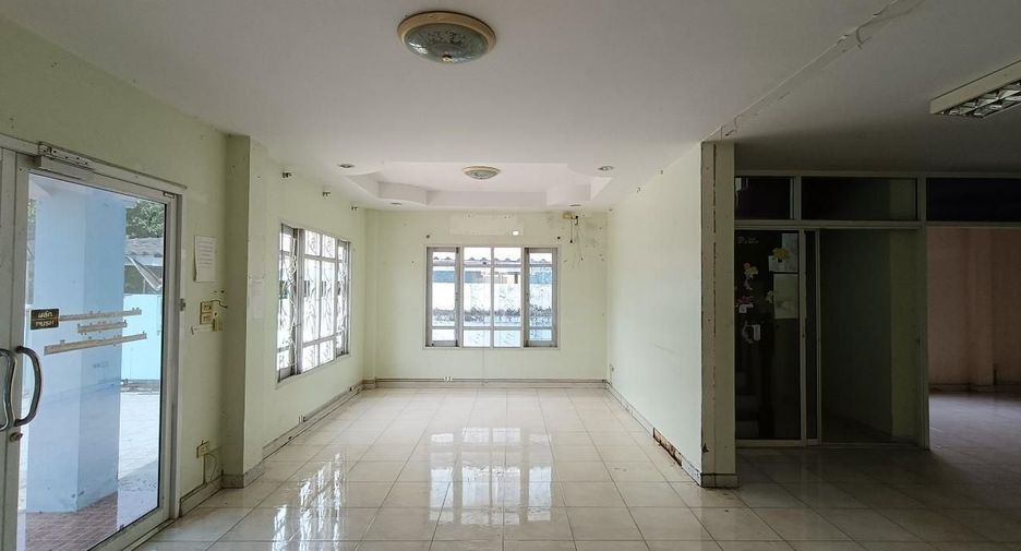 出售 公寓 独立屋 在 Nong Chok, 曼谷