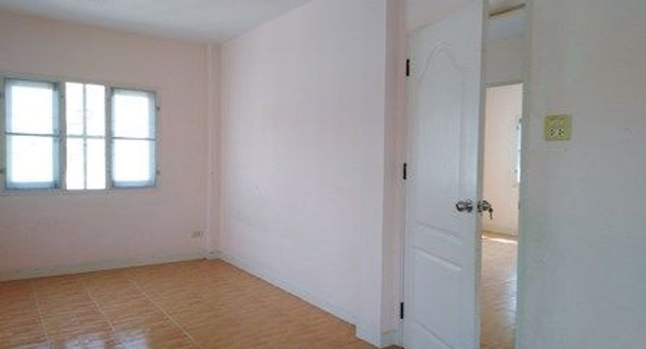 For sale studio house in Nong Chok, Bangkok