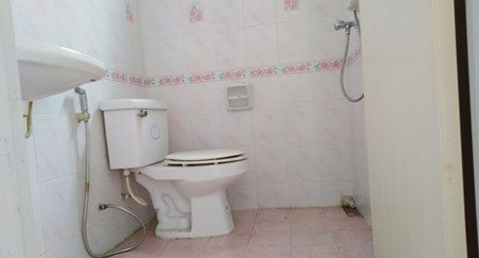 For sale studio house in Nong Chok, Bangkok