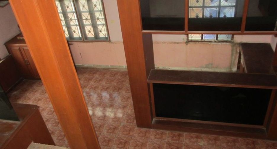 For sale studio house in Bang Khun Thian, Bangkok