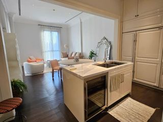 For rent 3 bed condo in Pathum Wan, Bangkok