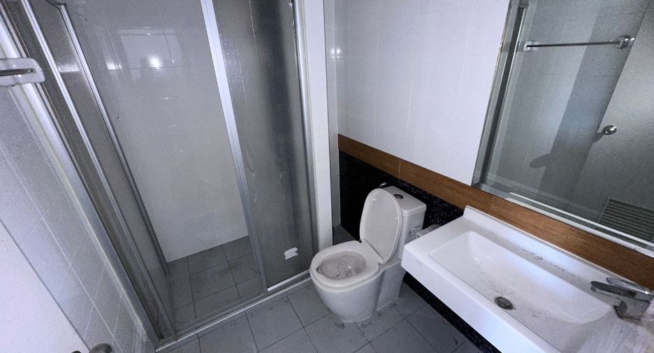 For sale スタジオ condo in Bang Sue, Bangkok