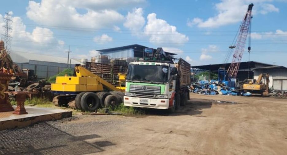 For sale warehouse in Si Racha, Chonburi