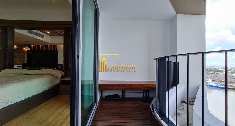 For rent 2 bedrooms condo in Yan Nawa, Bangkok
