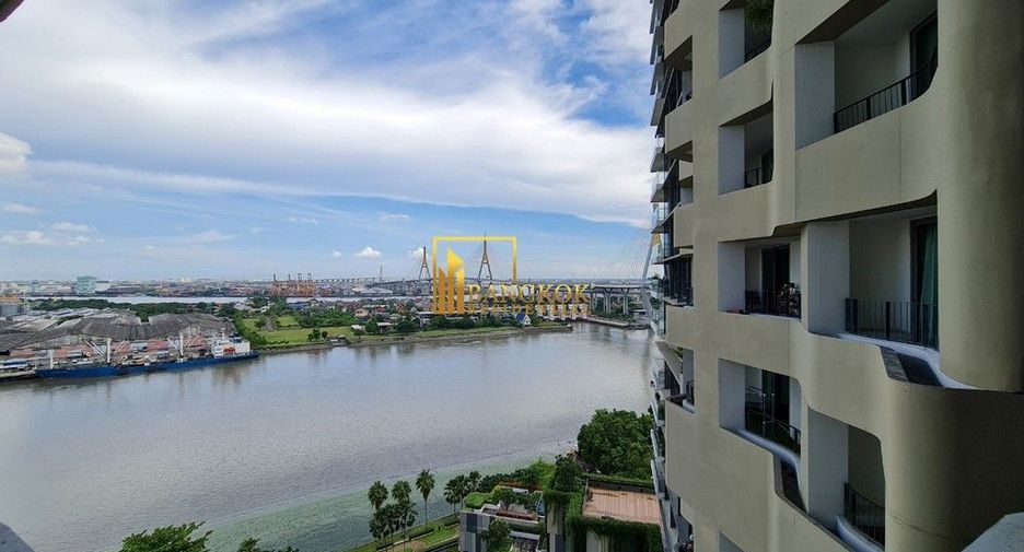 For rent 2 bedrooms condo in Yan Nawa, Bangkok