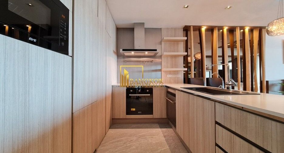 For rent 2 bedrooms condo in Yan Nawa, Bangkok