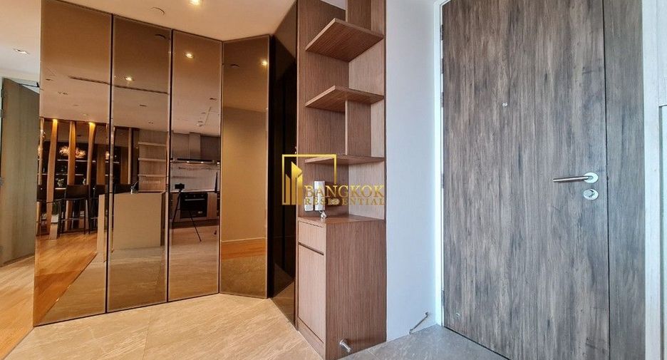 For rent 2 bedrooms condo in Yan Nawa, Bangkok