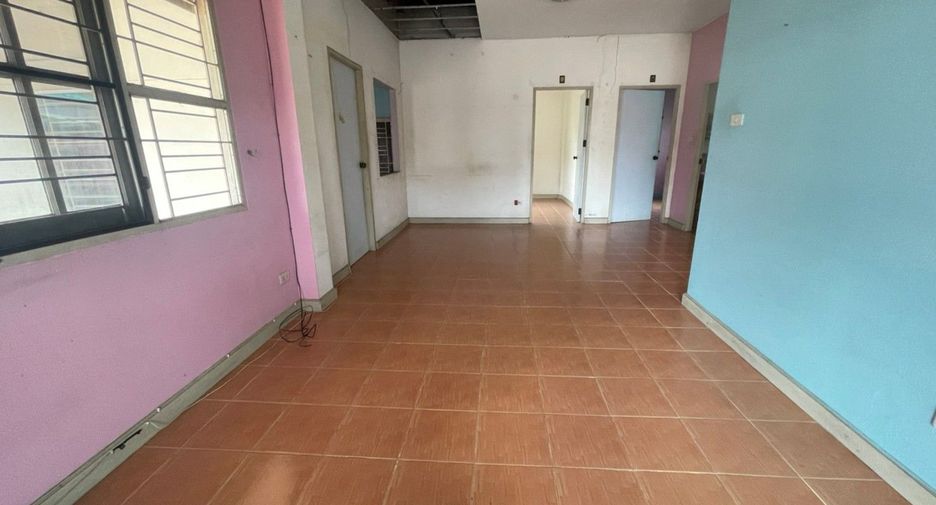 For sale studio house in Nong Chok, Bangkok