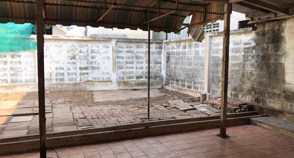 For sale スタジオ house in Lam Luk Ka, Pathum Thani