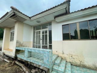 Haus zum Kauf mit Studio in Nong Chok, Bangkok