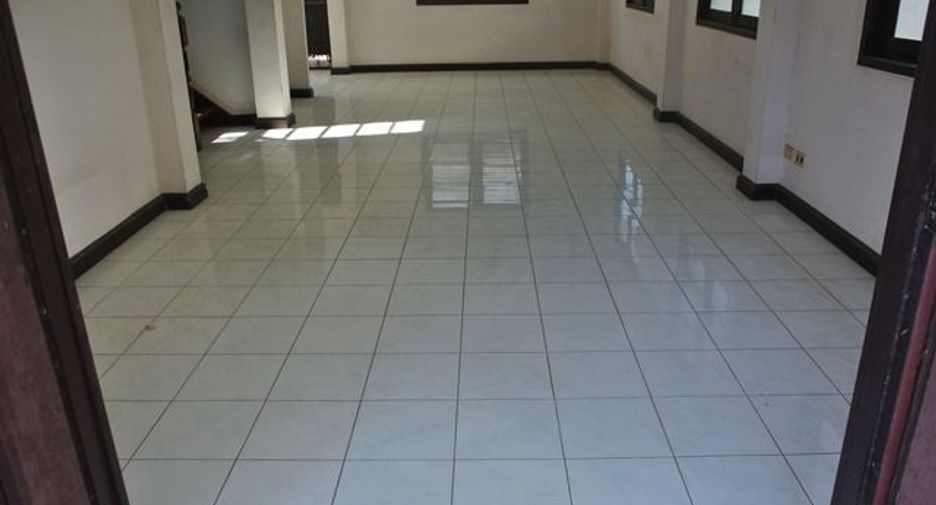 À vendre studio maison à Min Buri, Bangkok